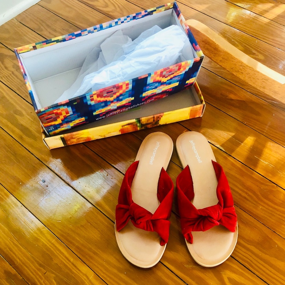 NIB Free People, Jeffrey Campbell red slides